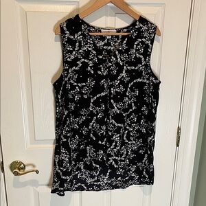 Fever Black and White Floral Tank Top